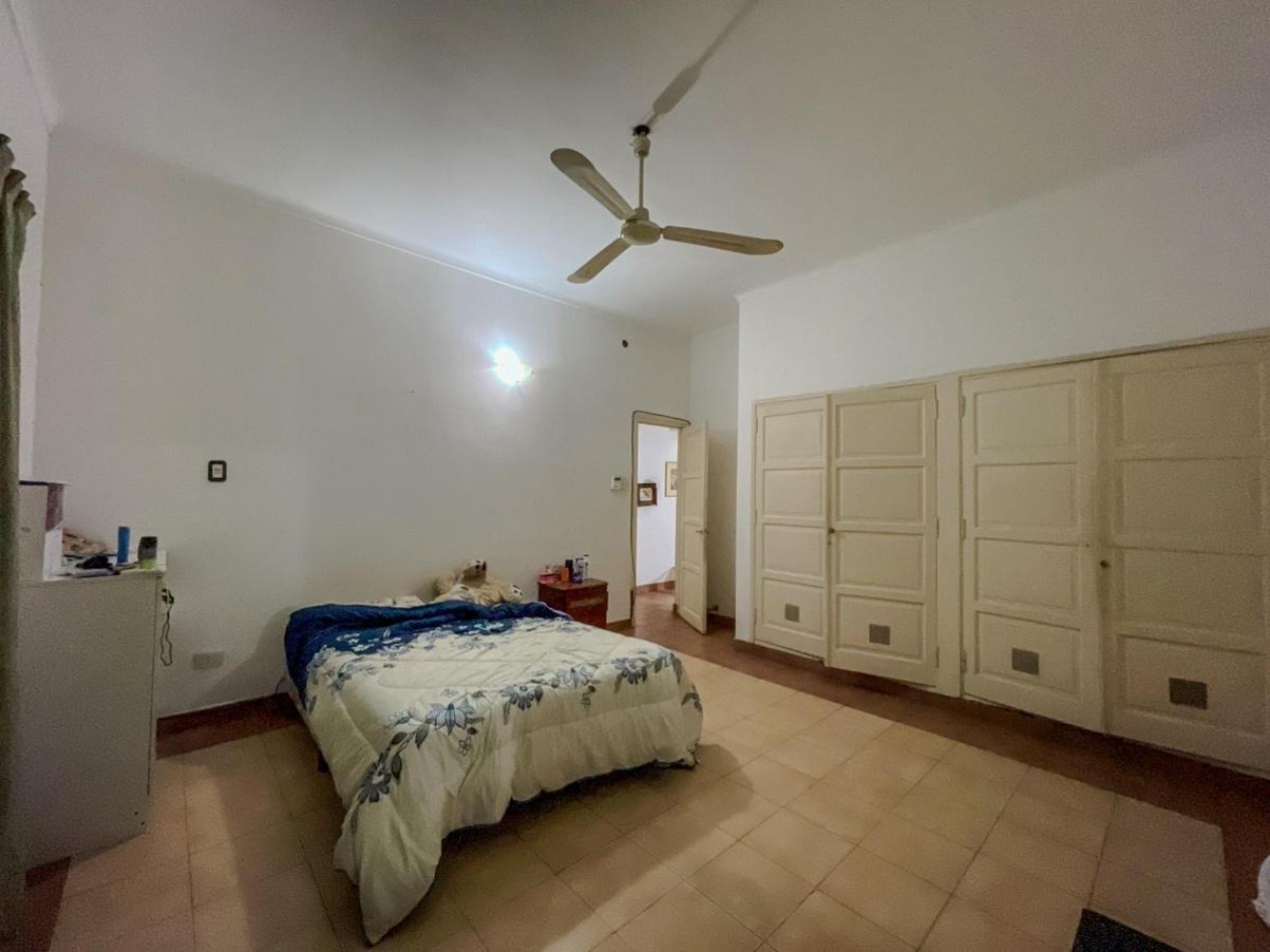 Casa con Patio, Quincho y Espacios Para Actualizar a Tu Estilo
