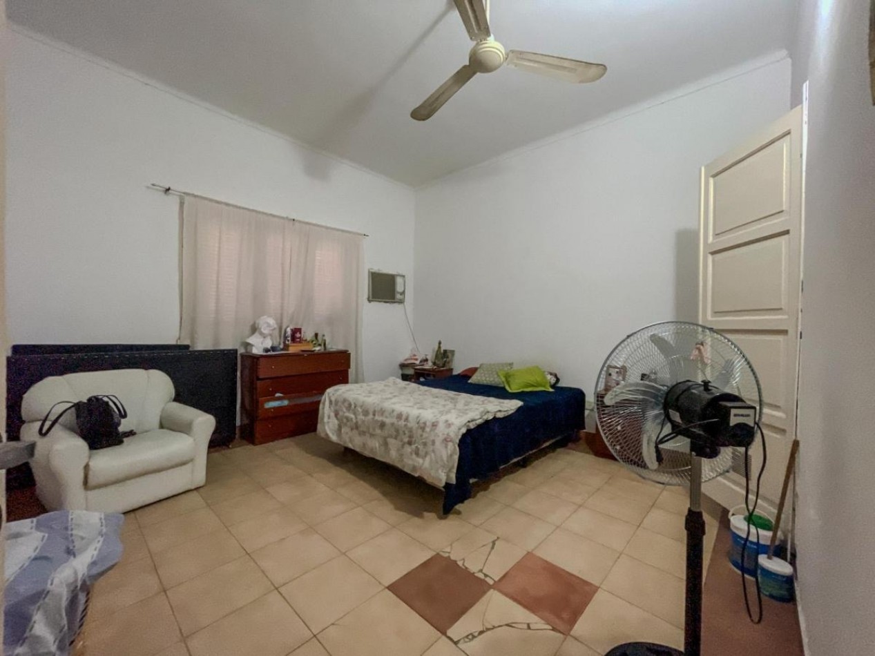 Casa con Patio, Quincho y Espacios Para Actualizar a Tu Estilo