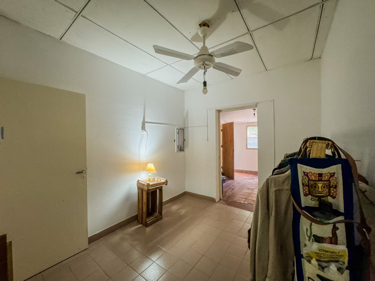 Vivienda Familiar con Monoambiente Al Frente - Quito 2045