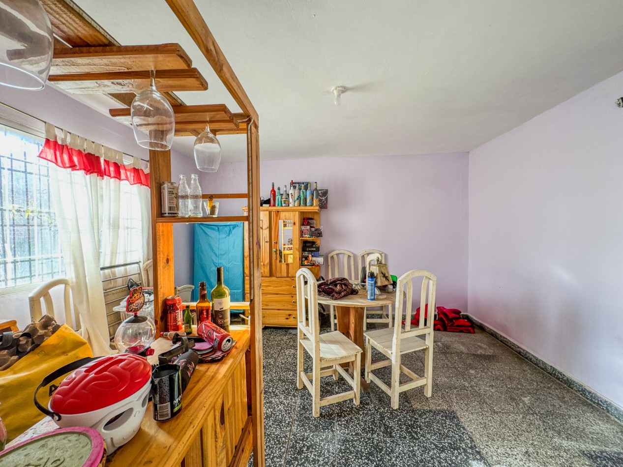Casa con Terreno Amplio y Estructura Ideal Para Reciclar y Construir a Tu Gusto