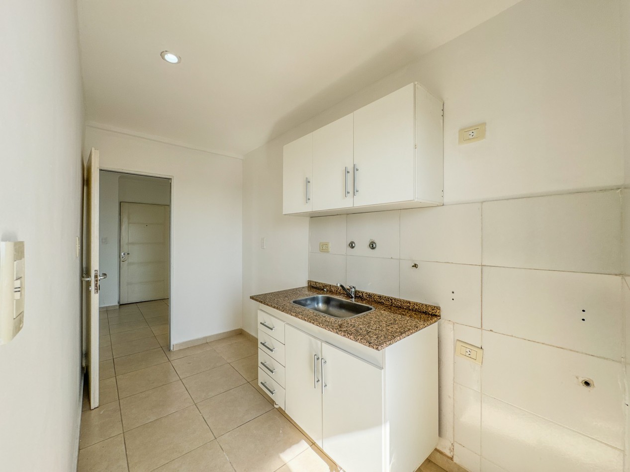 Departamento con Terraza Privada y Vista a La Laguna en Piso 15