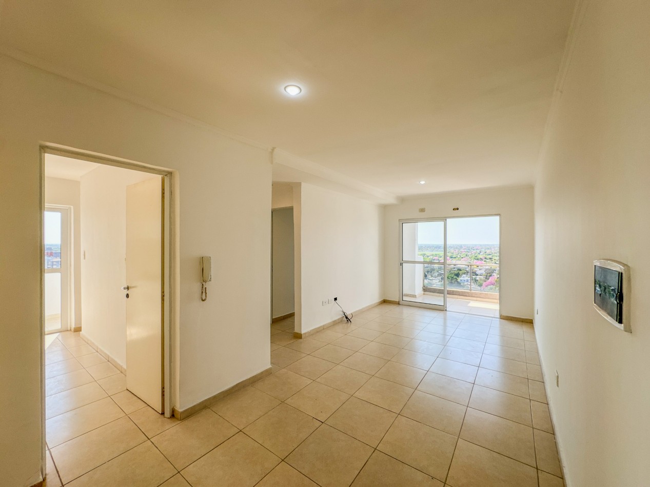 Departamento con Terraza Privada y Vista a La Laguna en Piso 15
