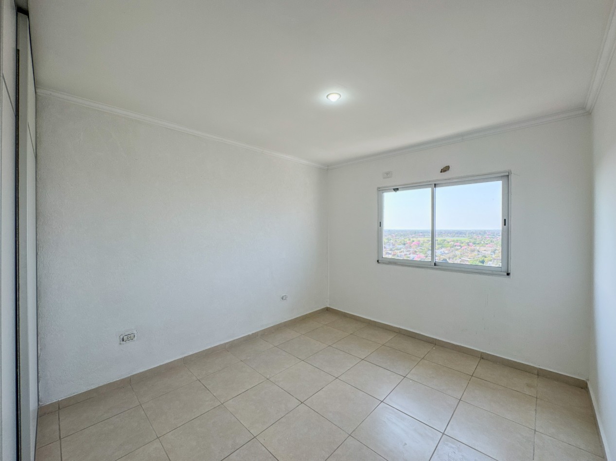 Departamento con Terraza Privada y Vista a La Laguna en Piso 15