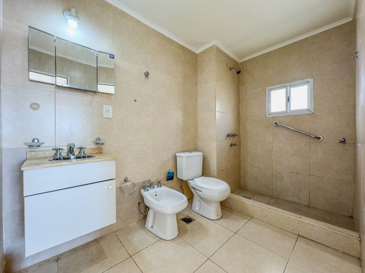 Departamento con Terraza Privada y Vista a La Laguna en Piso 15