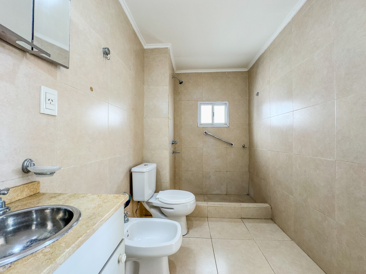 Departamento con Terraza Privada y Vista a La Laguna en Piso 15