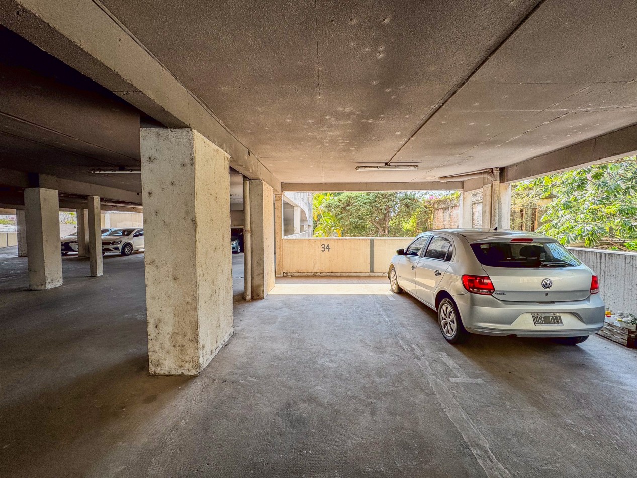 Departamento con Terraza Privada y Vista a La Laguna en Piso 15