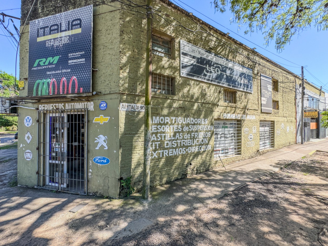 Galpon con Oficinas Centrico