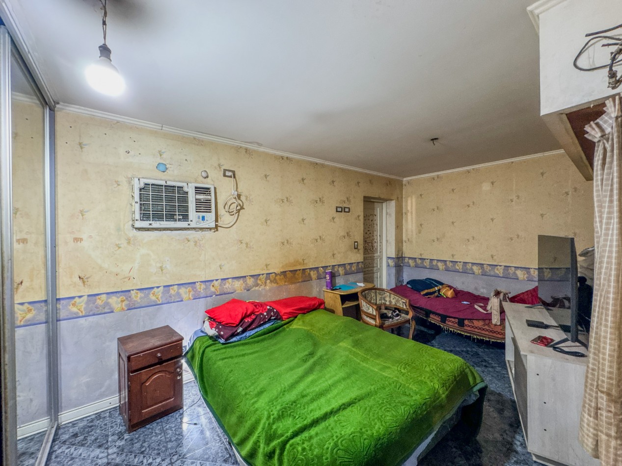 Casa Clasica a Reciclar en Pleno Macrocentro, con Alto Potencial Comercial