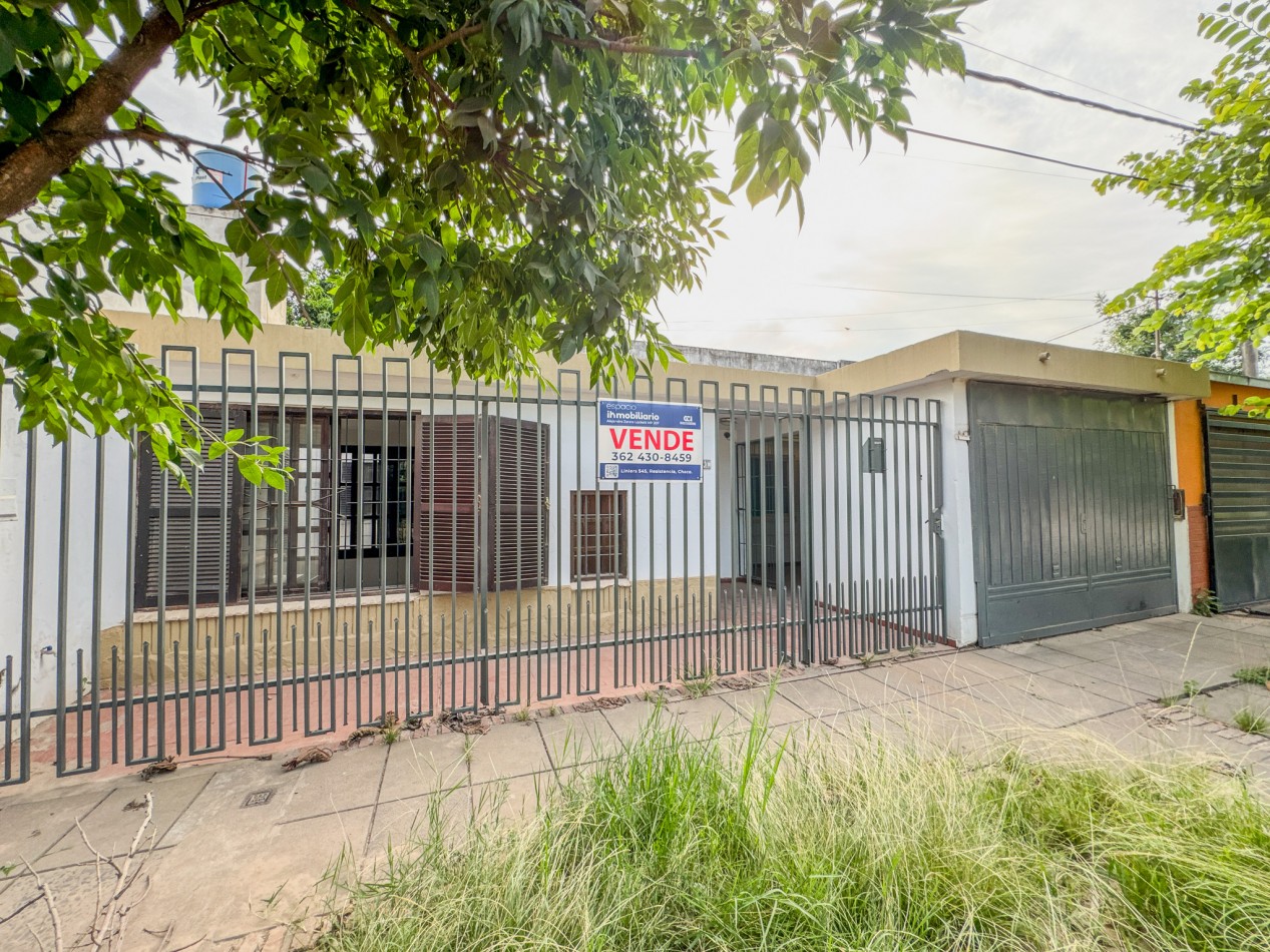 Casa 6 Ambientes, Villa Chica | Apta Credito | Patio y Galeria