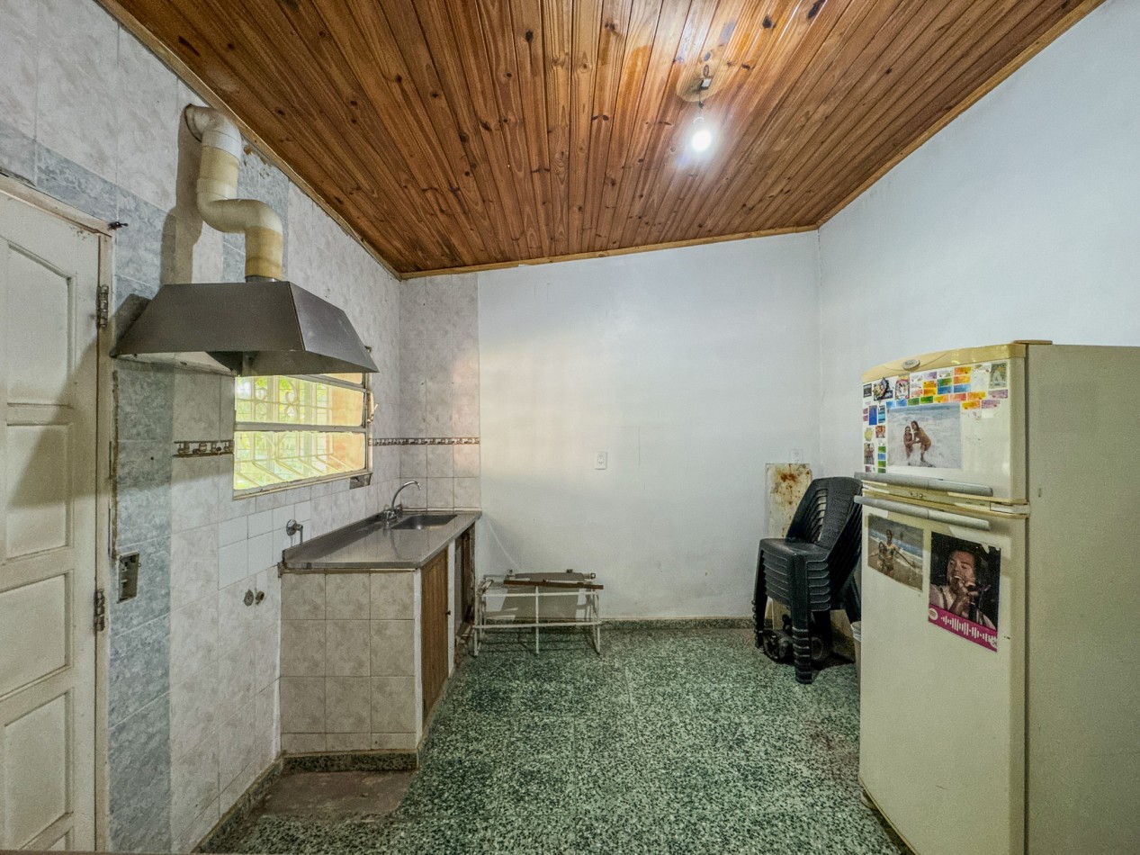 Casa Quincho | Av Martina Esq. Los Jazmines - Villa Rio Negro