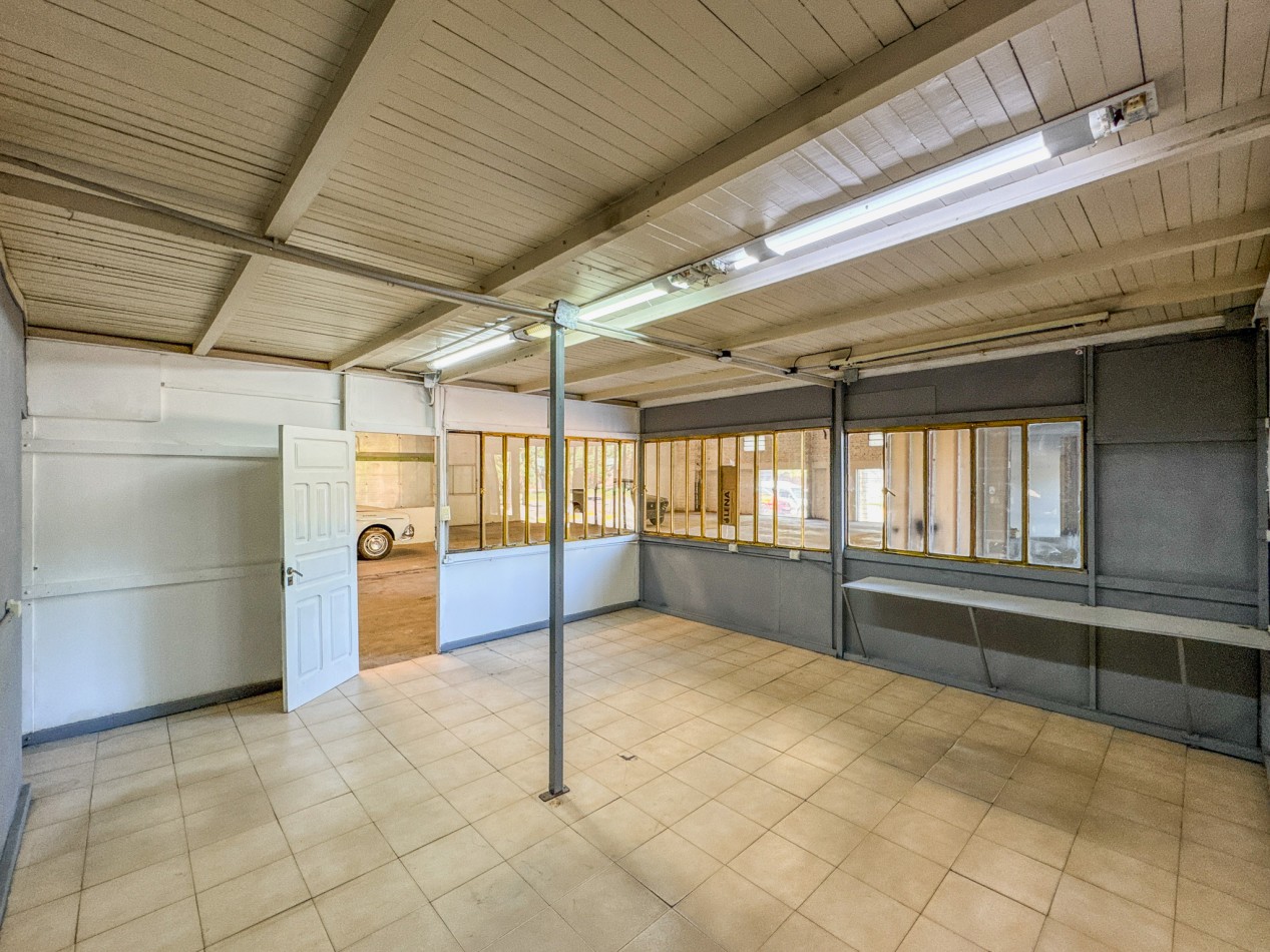 Galpon de 394 m² en Av Italia