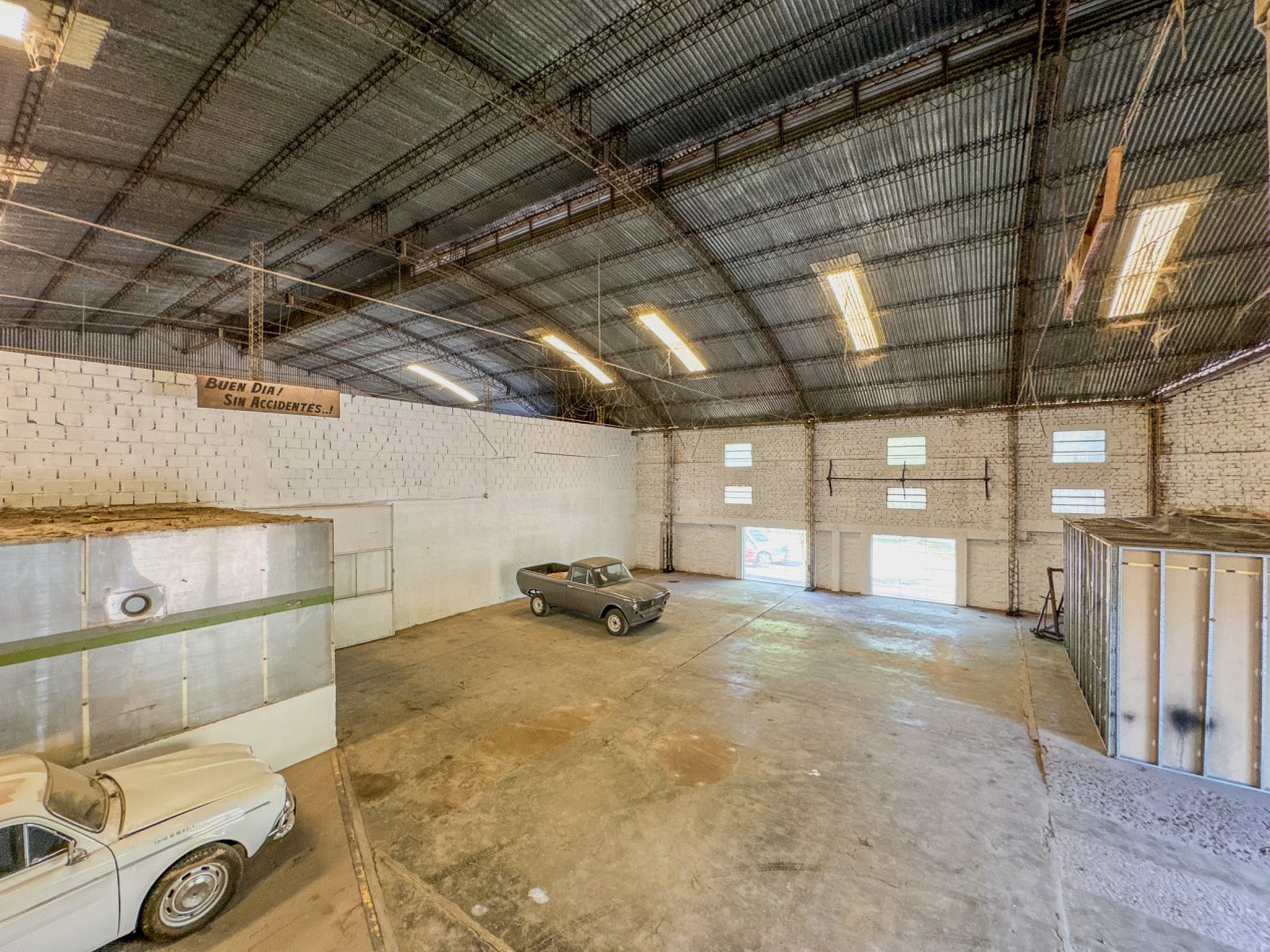 Galpon de 394 m² en Av Italia