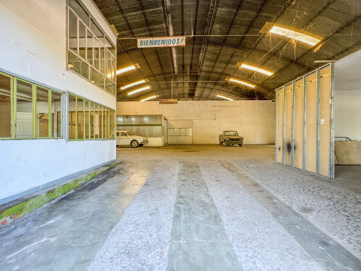 Galpon de 394 m² en Av Italia
