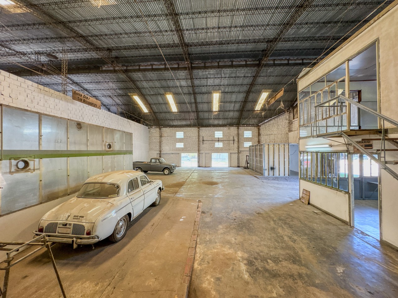 Galpon de 394 m² en Av Italia