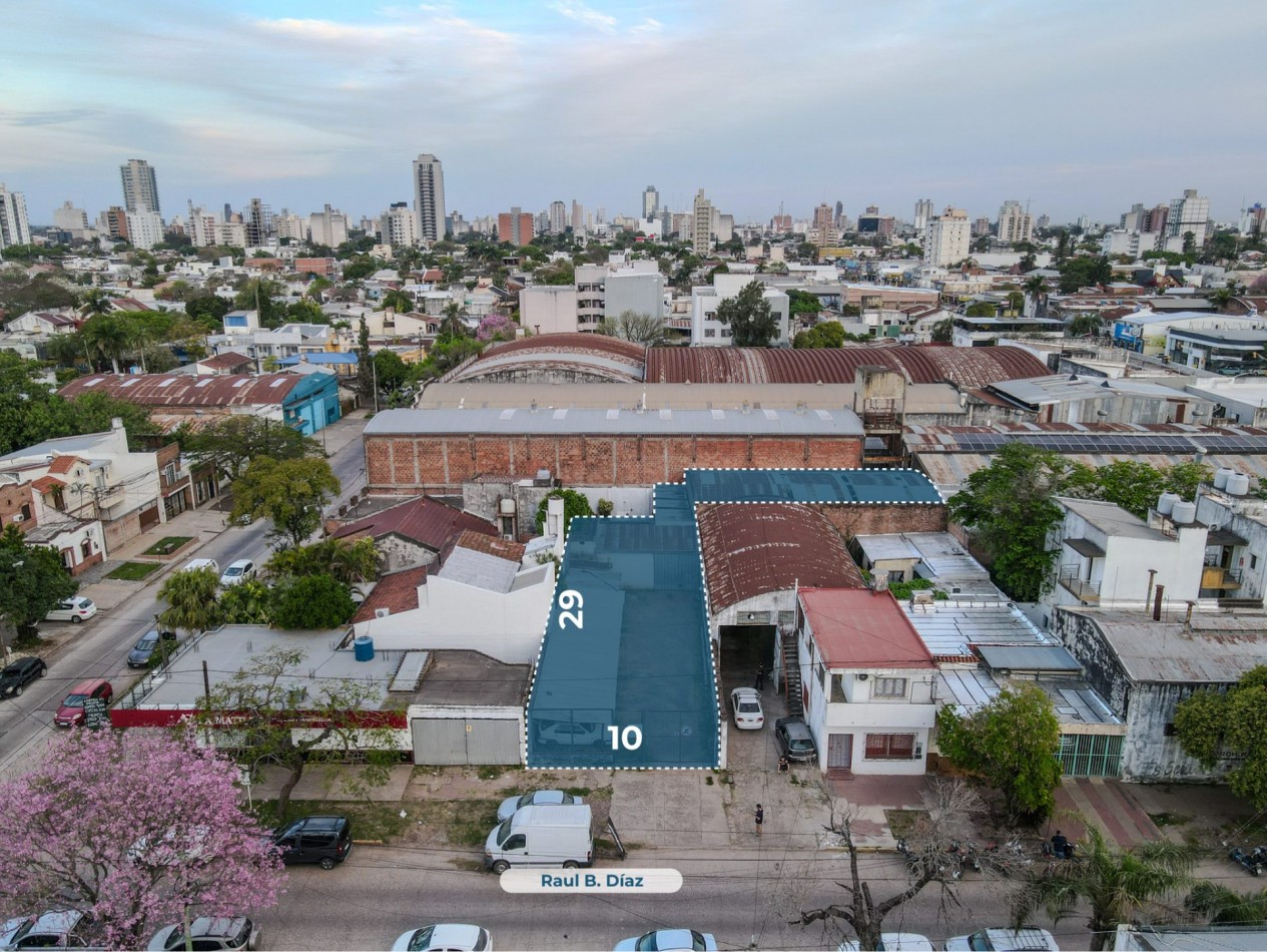 Terreno de 522 m² con galpon a 70 m de Av. 25 de Mayo