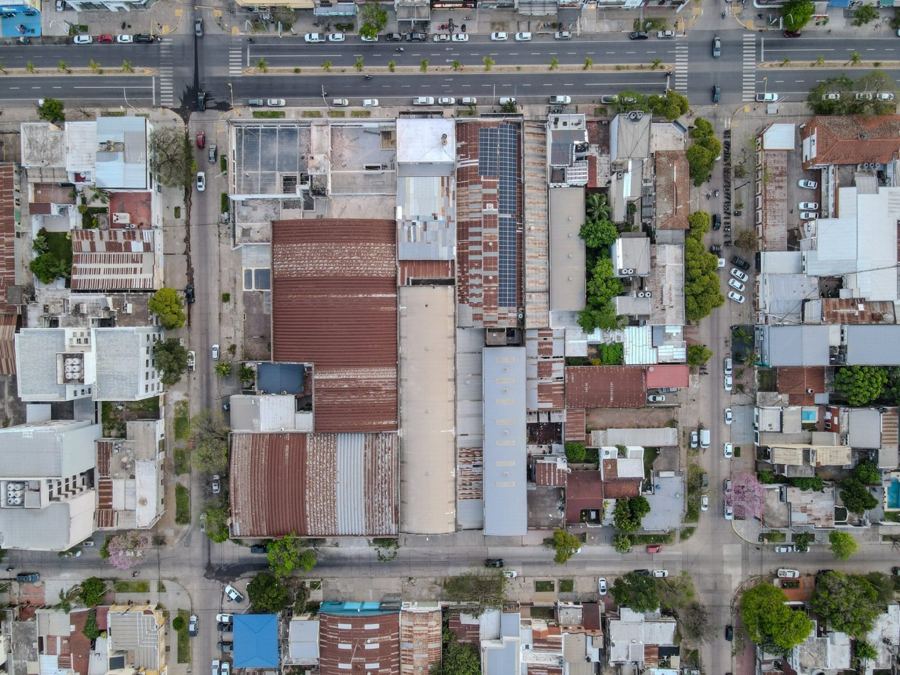 Terreno de 522 m² con galpon a 70 m de Av. 25 de Mayo