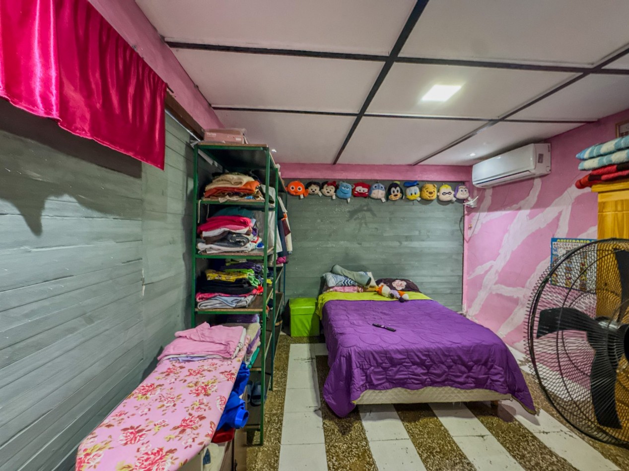 Casa con local y deposito en terreno de 400 m² — a 50 m de Av. Soberania Nacional