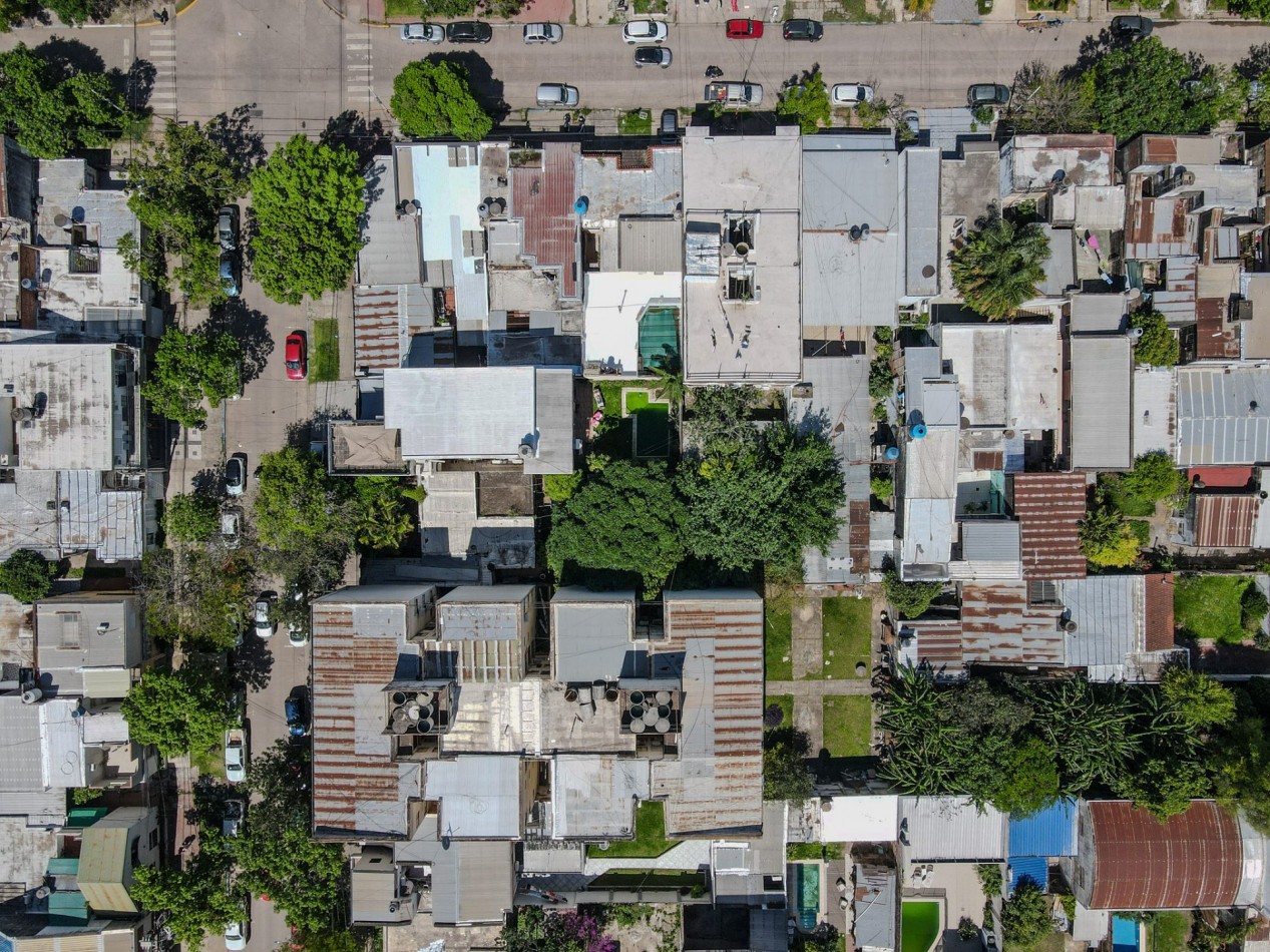 Terreno 11x40 (440 m²) en zona UNNE, apto edificio de hasta 6 plantas