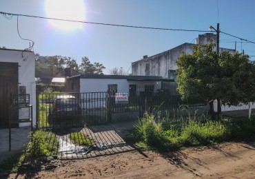 Casa con Terreno Amplio y Estructura Ideal Para Reciclar y Construir a Tu Gusto