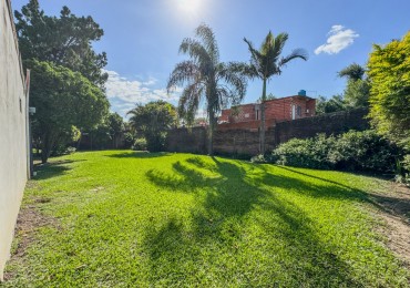 Terreno de 12x30 con frente a Av. Martina, parquizado | Villa Rio Negro